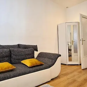 Wiener Buddha Style Flat With Inner Garden- Marzstrasse Appartamento Vienna