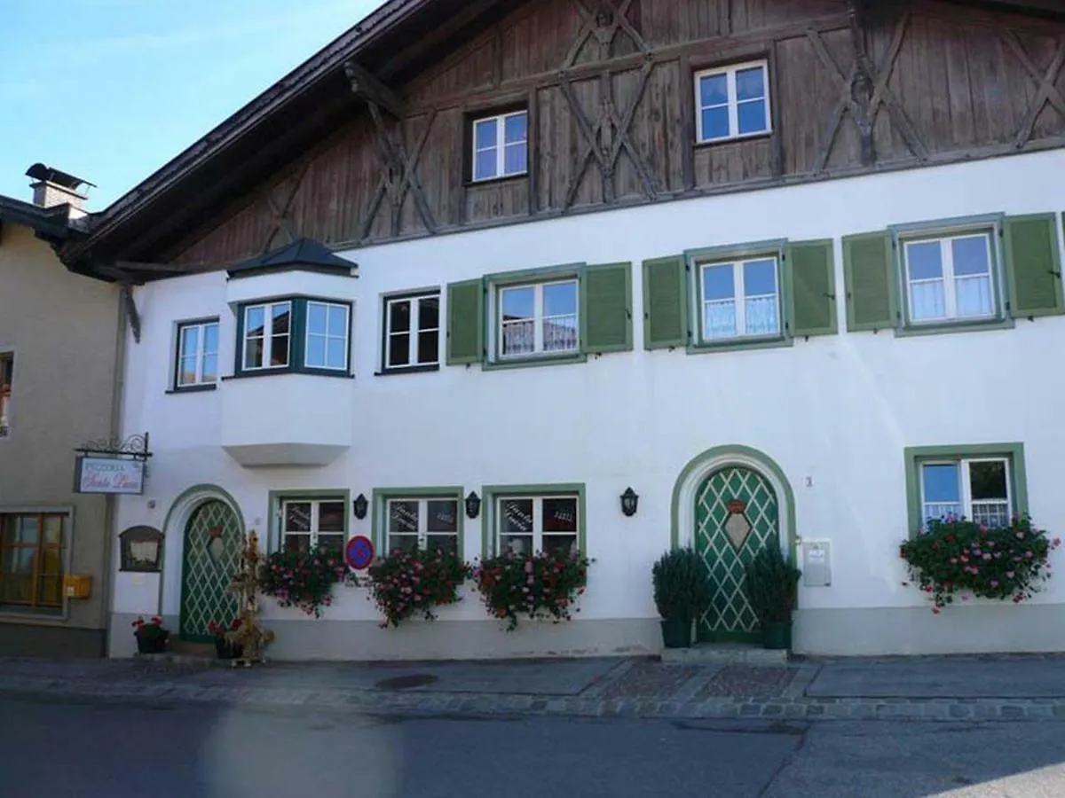 Suite Mutters Innsbruck 0*,  Austria